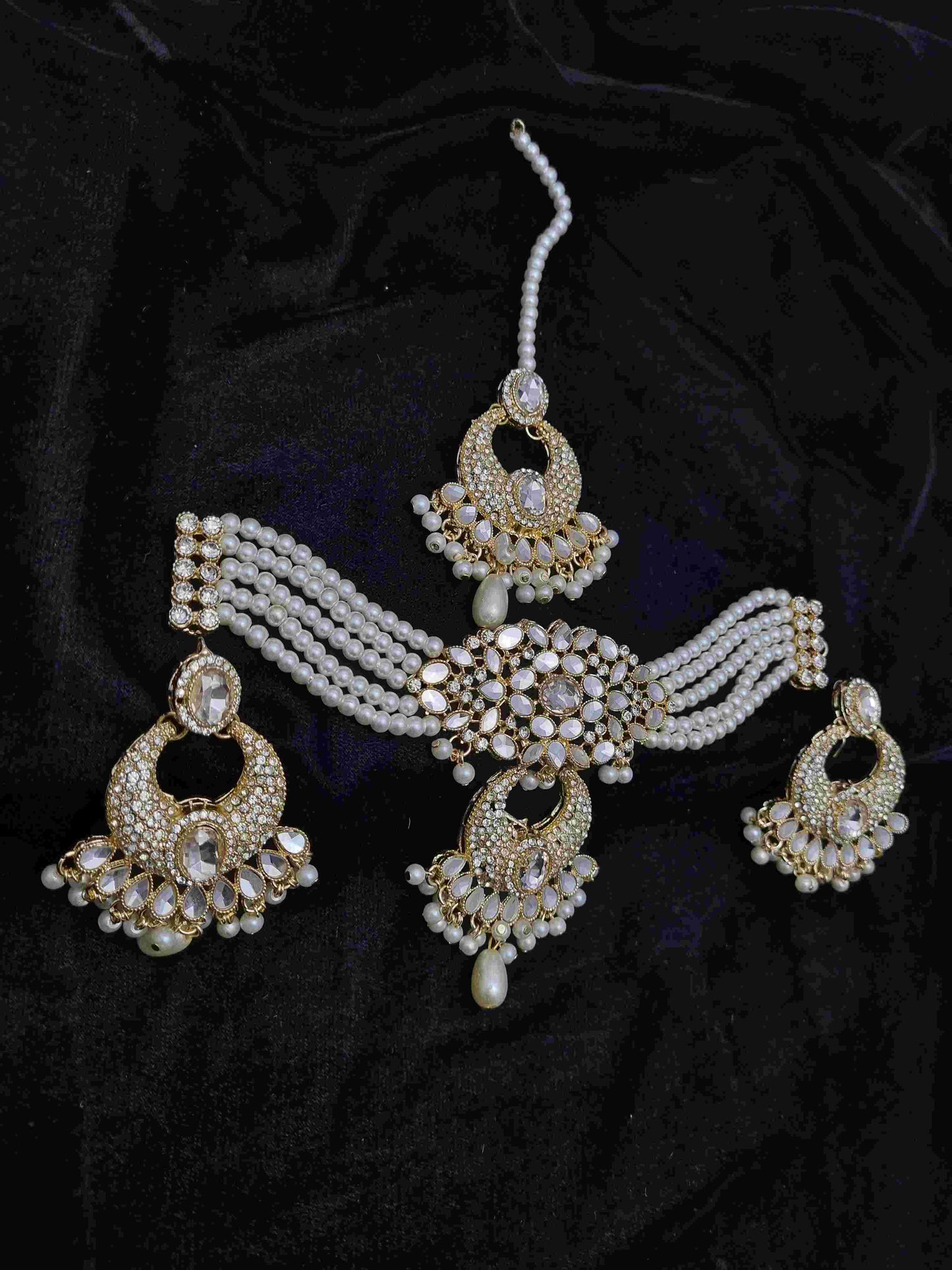 Golden Bridal Set with Pearls - Anaya Amal Official